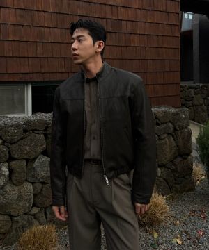 크롭 스탠드카라 레더 자켓 [블랙]