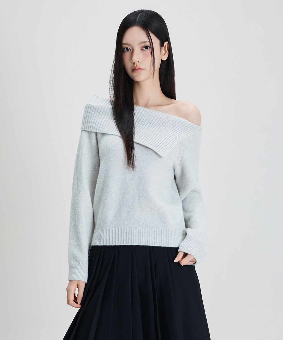 미쏘(MIXXO) 와이드넥 오프숄더 풀오버 RE KAG17QS_MIWKAG31QS