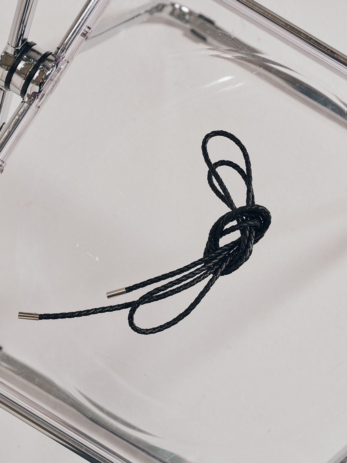 누브(NOUVE) 슬림 타이 레더벨트 - 블랙/ Slim Tie Leather Belt -  Black