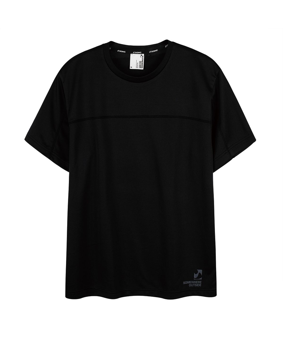 썸웨어 아웃사이드 하이킹 컴퍼니(SOMEWHERE OUTSIDE HIKING COMPANY) 프론트 섹션 하프 티셔츠_BLACK