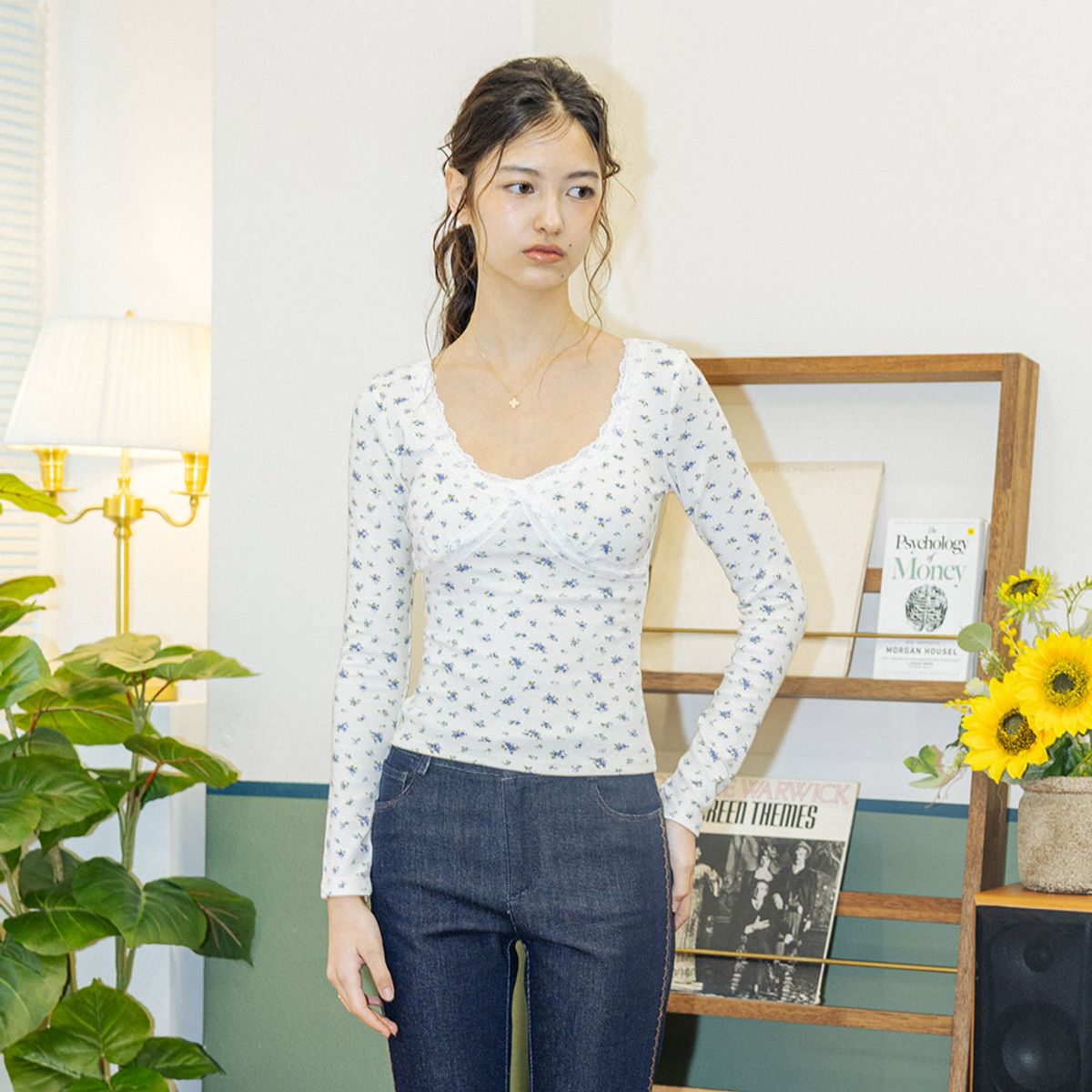 던드롭(DUNDROP) DD_Slim floral lace long sleeve top_IVORY