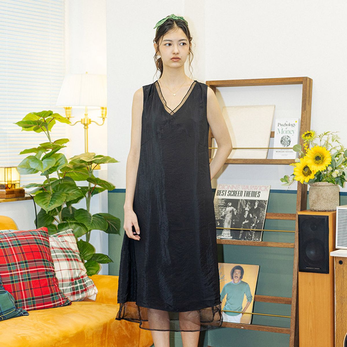 던드롭(DUNDROP) DD_V neck sheer hem layered dress_BLACK