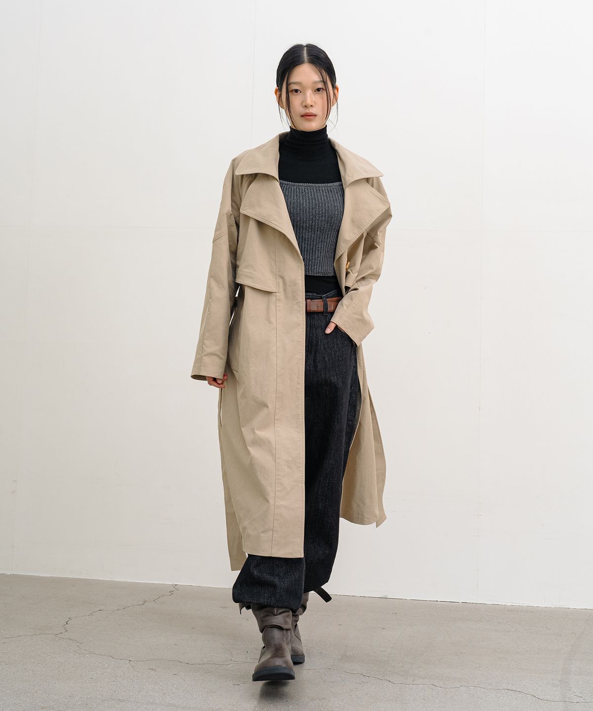 클루니(CLUNY) Bold Wide Collar Trench Coat - Beige