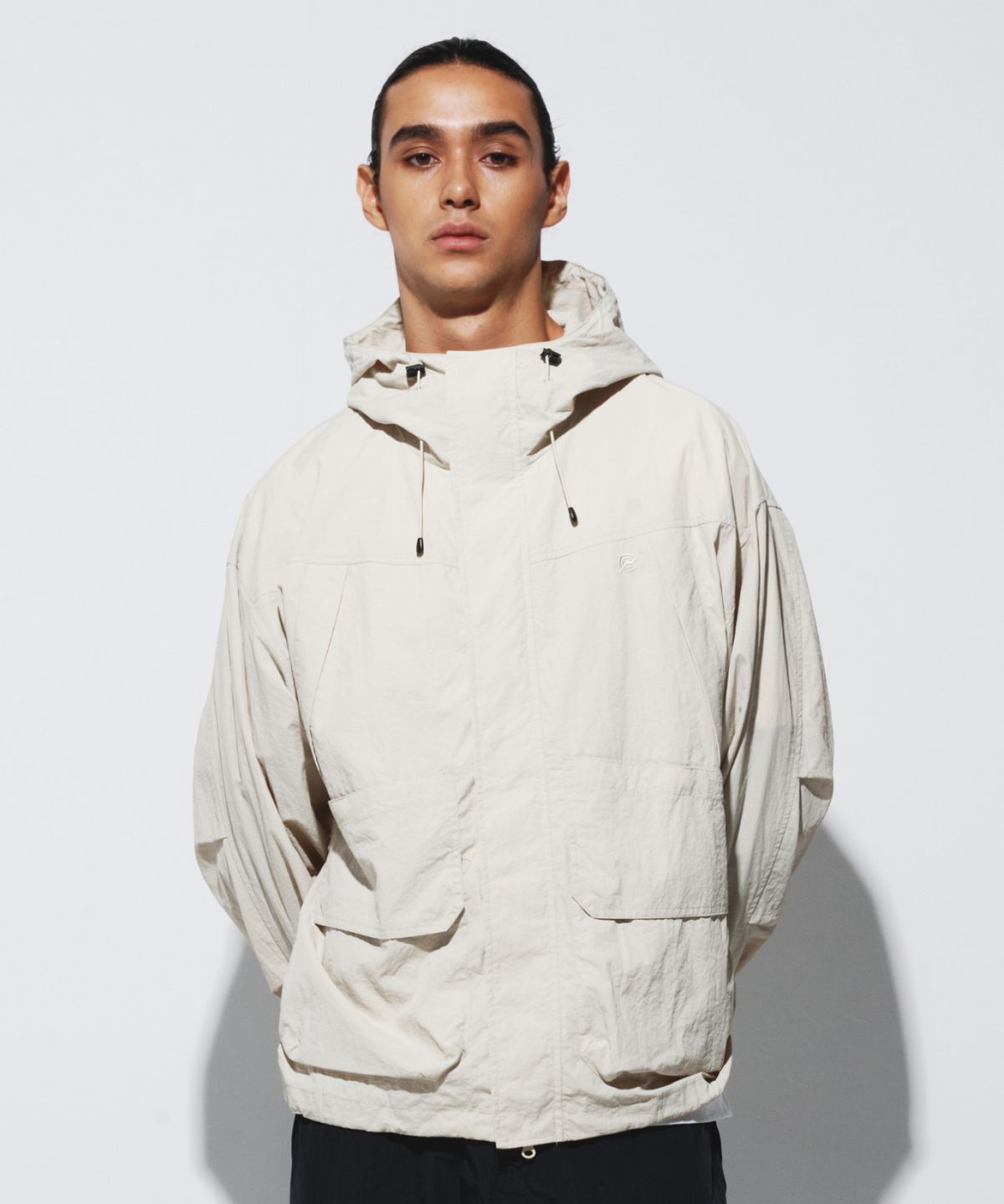 칼라파타르(KALAPATTHAR) LIGHTWEIGHT NYLON RIPSTOP OUT POCKET HOODED SHELL JACKET - BEIGE