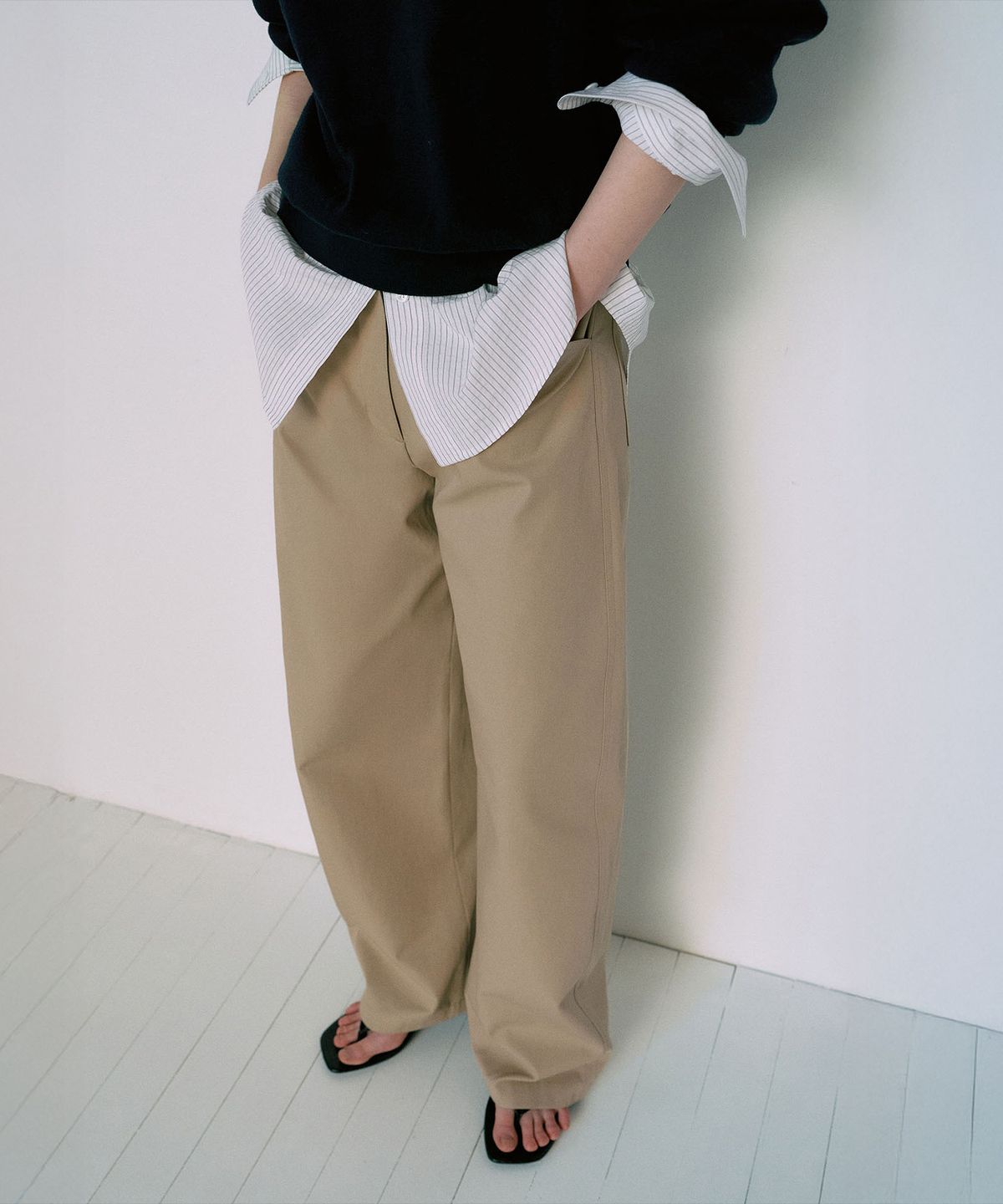 라메레이(LAMEREI) Natural Curved Cotton Pants[LMBFSPPT505]-2color