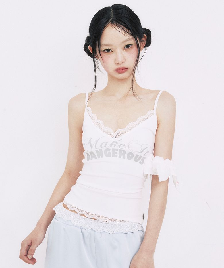 LACE LETTERING SLEEVELESS_WHITE