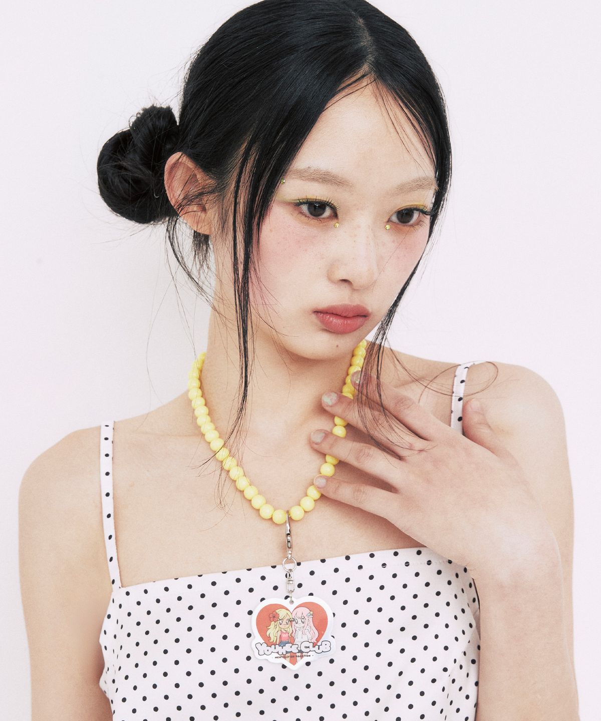 유희(YOUHEE) YOUHEE CLUB MIRROR KEYRING_RED