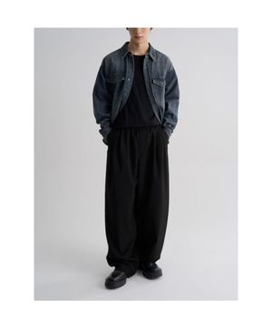 핀턱 벌룬 와이드 밴딩 슬랙스  블랙