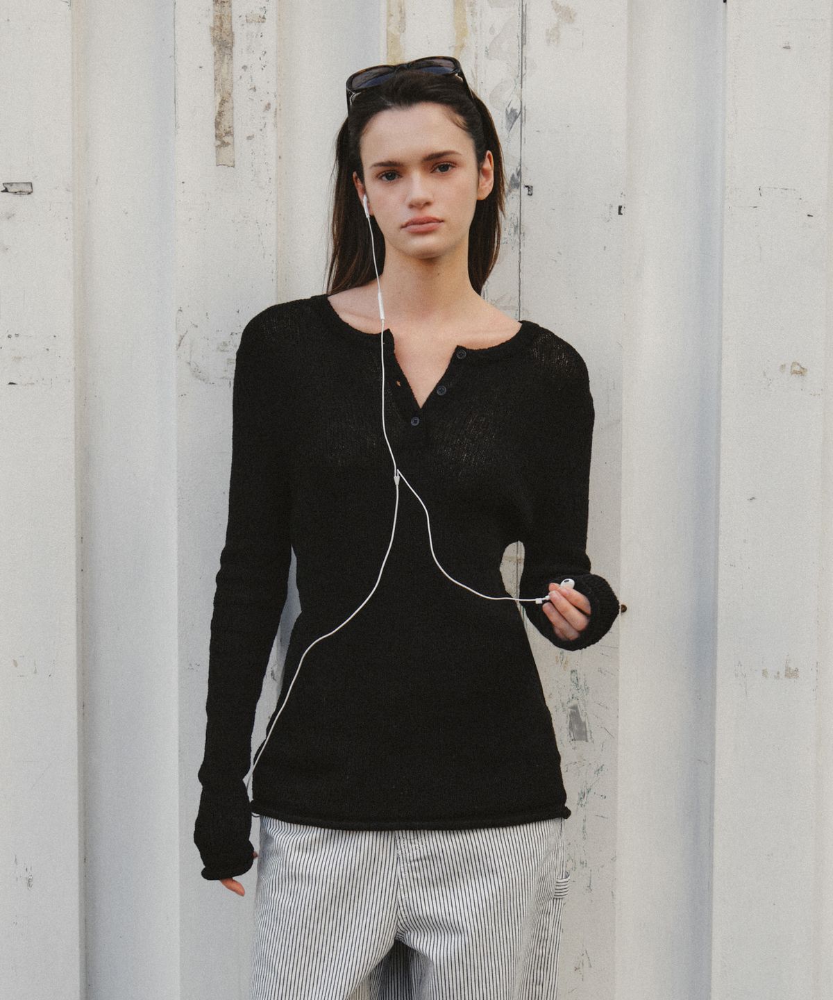 씨타(CITTA) Light Sheer Henley Neck Knit_CTK259(Black)
