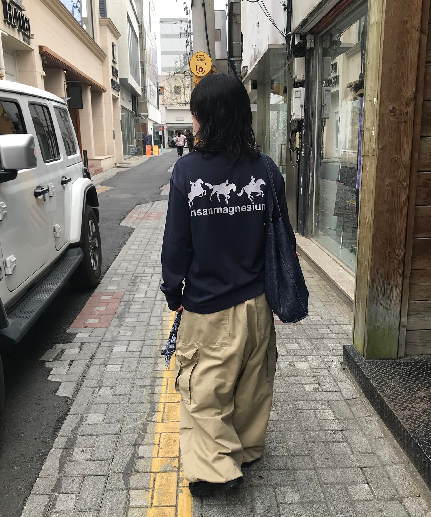 TANSANMAGNESIUM (タンサンマグネシウム) - パンツ(ショート丈