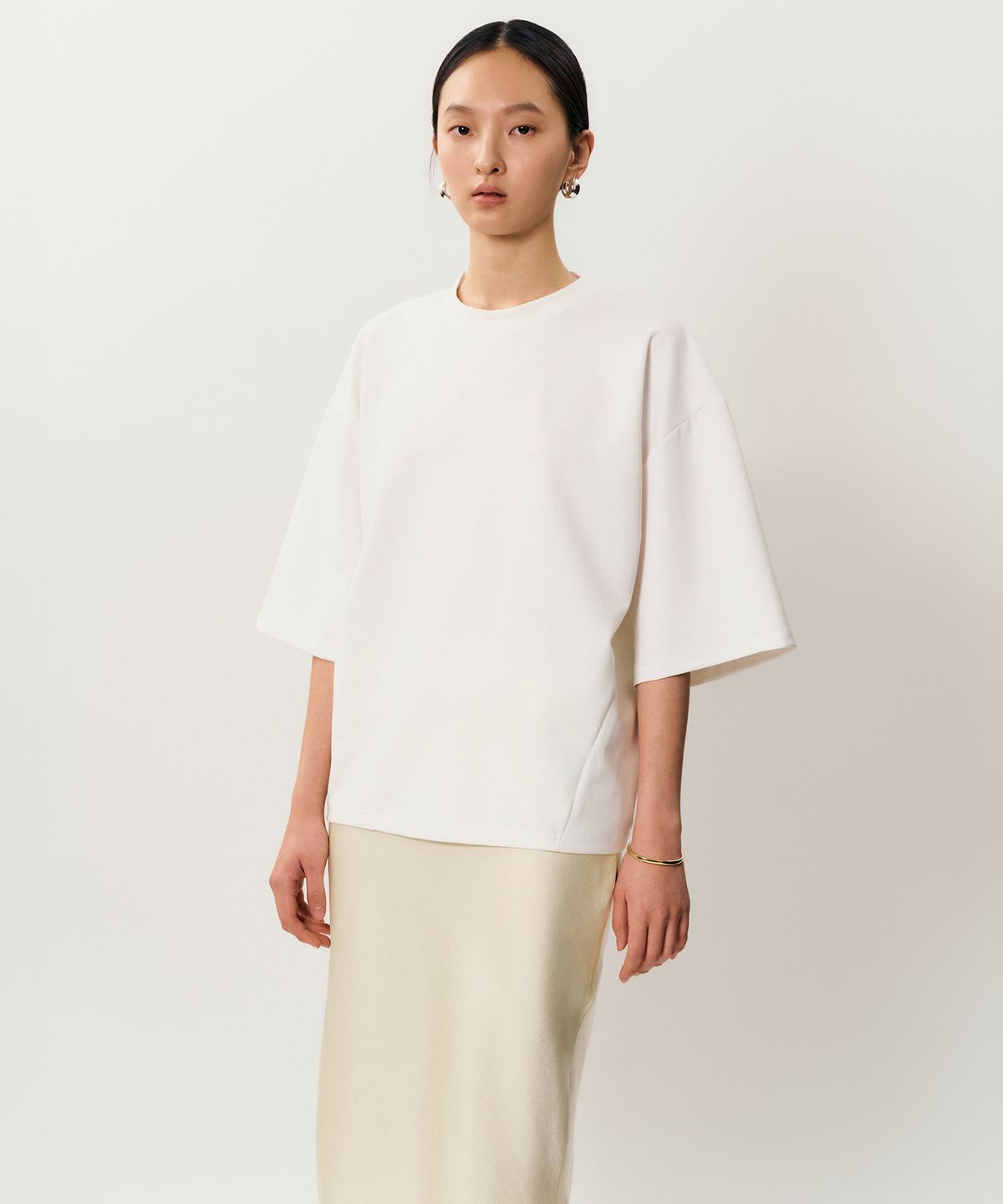 메이버유(MAYVERU) Amid T-shirt _ Ivory