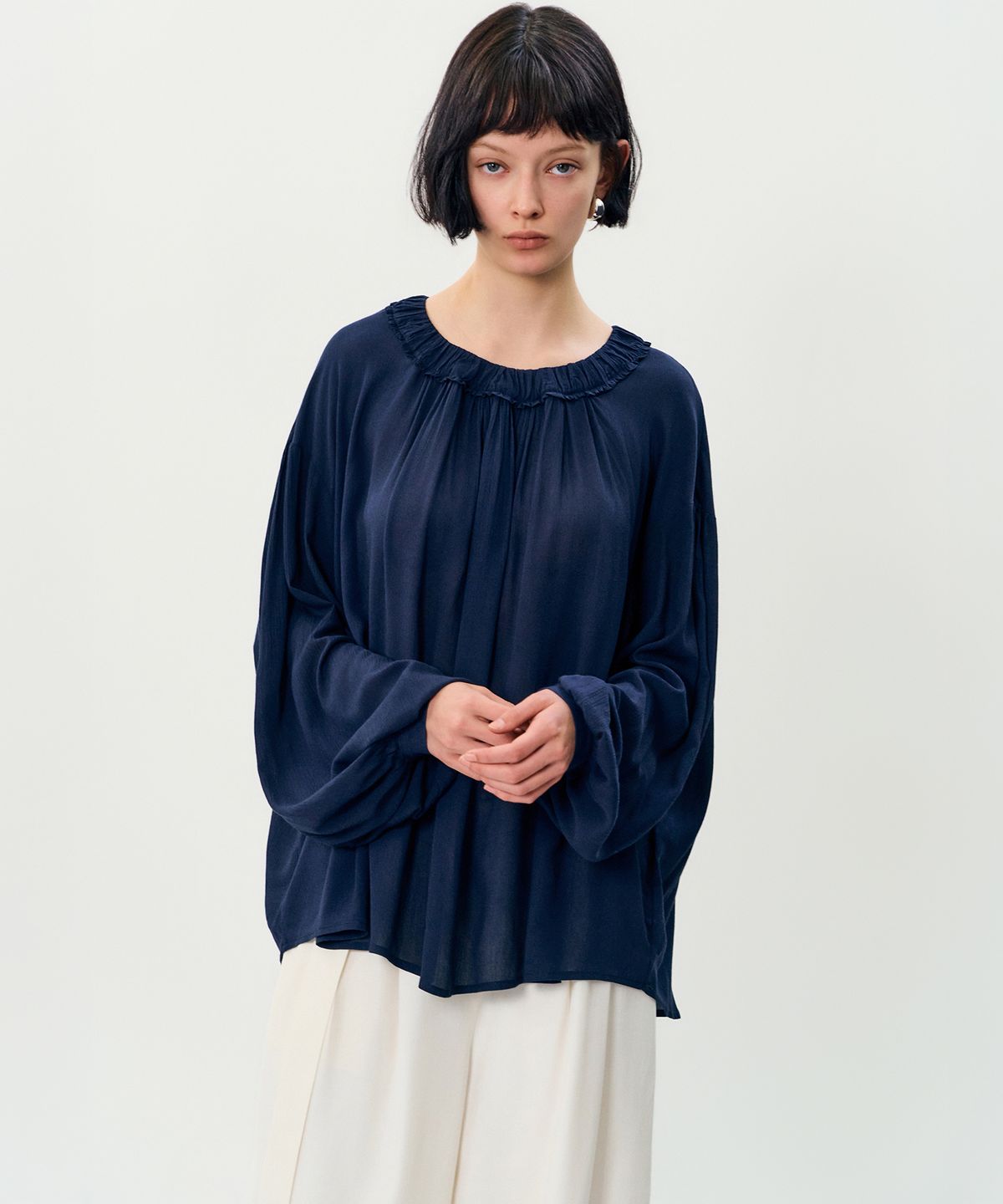 메이버유(MAYVERU) Batool blouse _ Navy