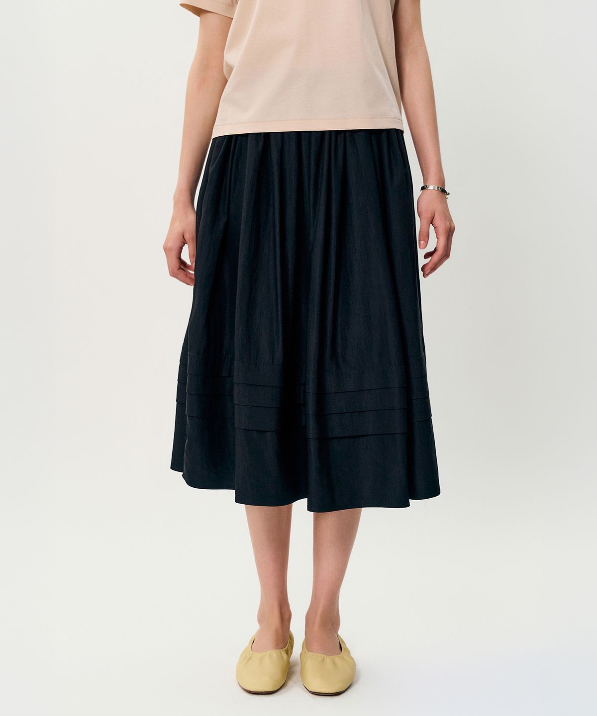 메이버유(MAYVERU) Osis flare skrit _ Black