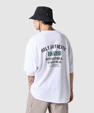 맥스핏 레터링 그래픽 티셔츠 화이트 UR121CRS32