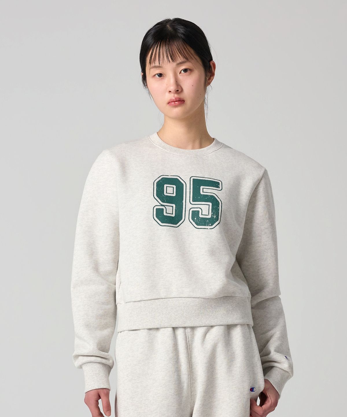 챔피온(CHAMPION) 여성 95 크롭 스웨트셔츠 Oatmeal