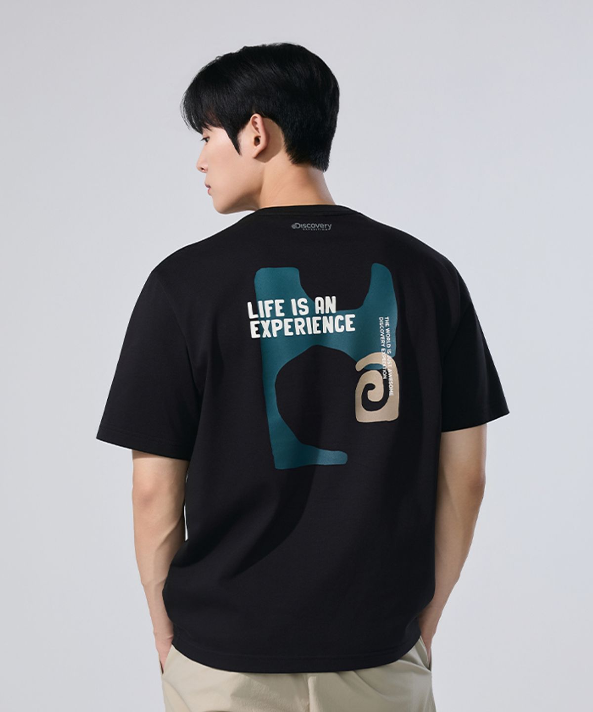 디스커버리 익스페디션(DISCOVERY EXPEDITION) 유니 클라임 그래픽 반팔티셔츠 (BLACK)