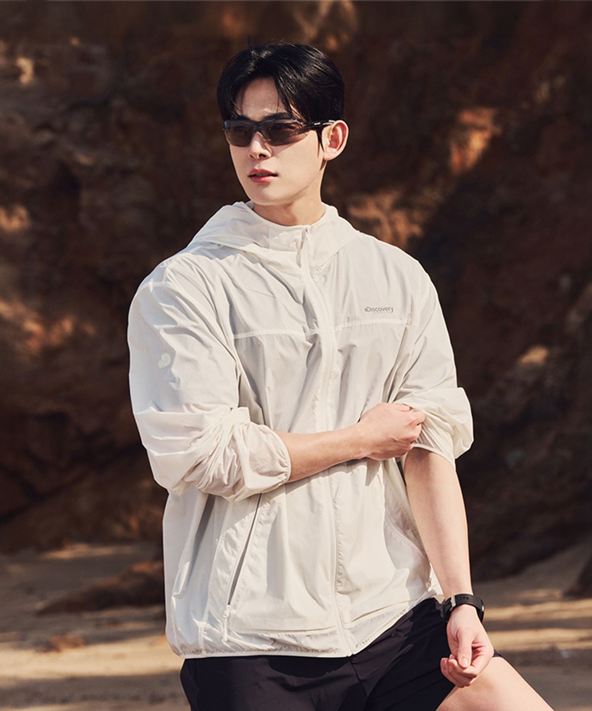 디스커버리 익스페디션(DISCOVERY EXPEDITION) 남성 프레시벤트2.0 패커블 바람막이 (CREAM)