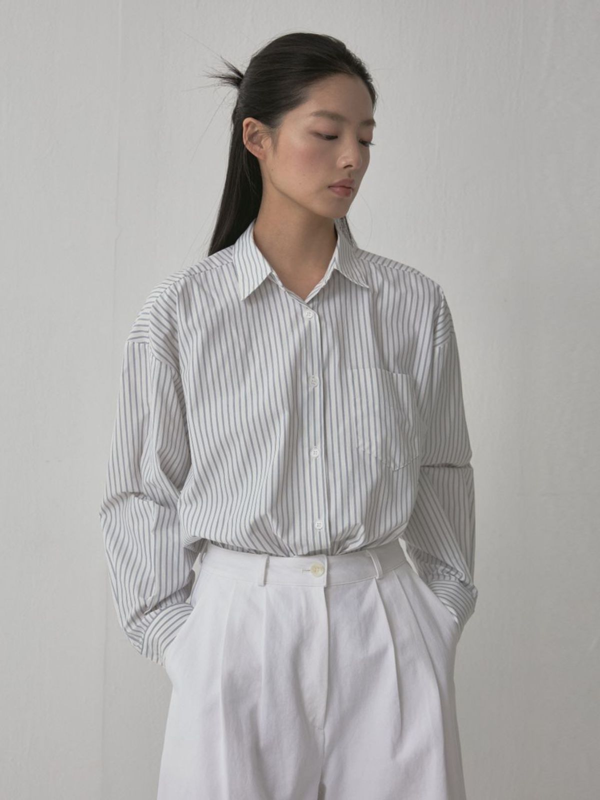 다미(DAMI) 스카이라인 스트라이프 셔츠