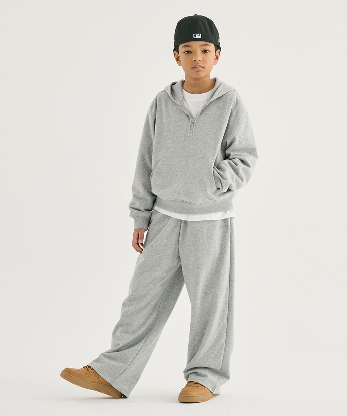 테이크이지 키즈(TAKEASY KIDS) 릴렉스드 크롭 스웻 셋업 (멜란지그레이)