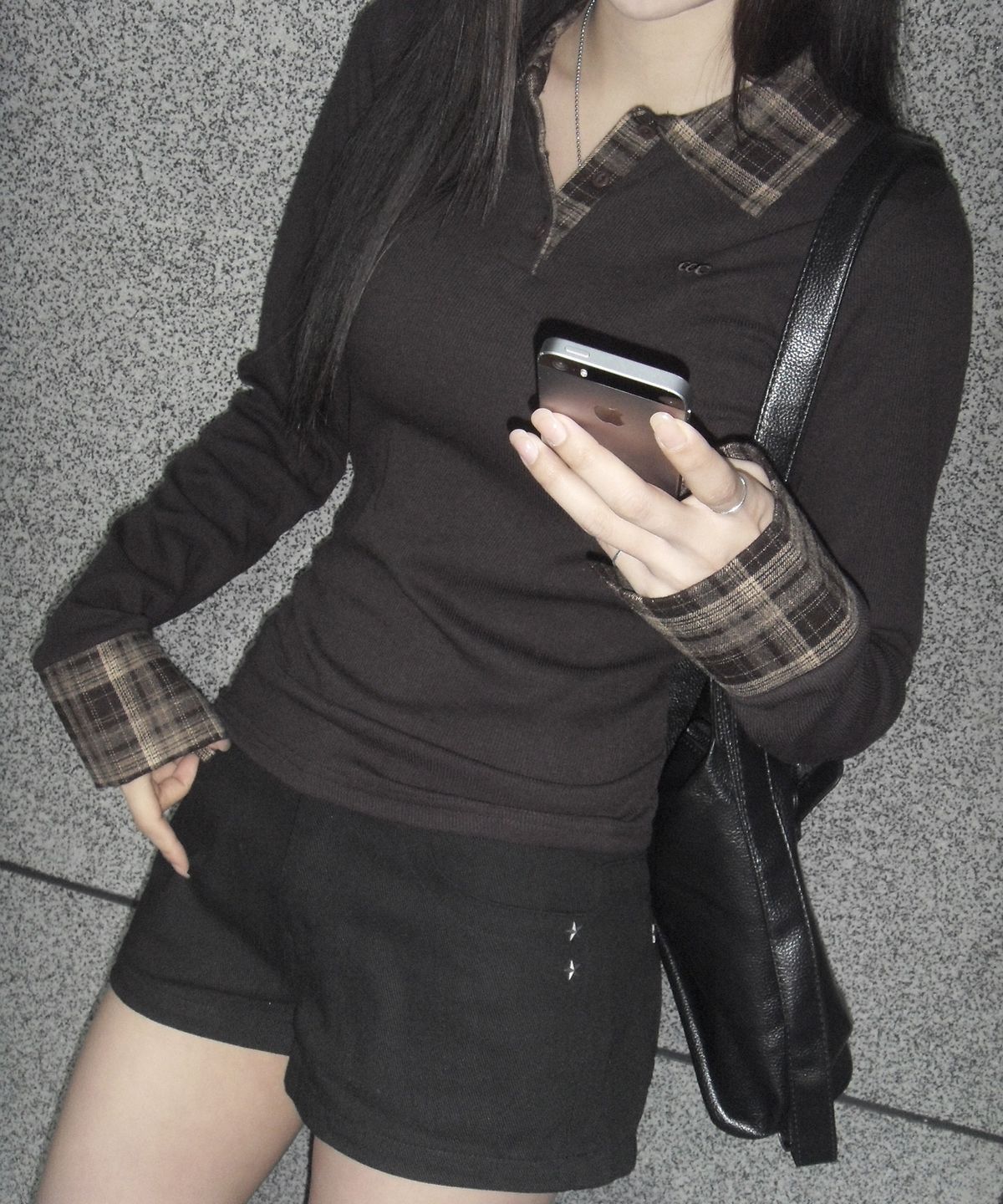 칙스(CHICKS) 체크 포인트 슬림 카라 롱슬리브 브라운