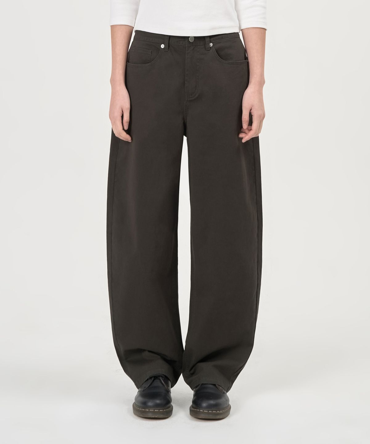 페플리(PEPLEE) Curved Wide Cotton Pants (Charcoal)