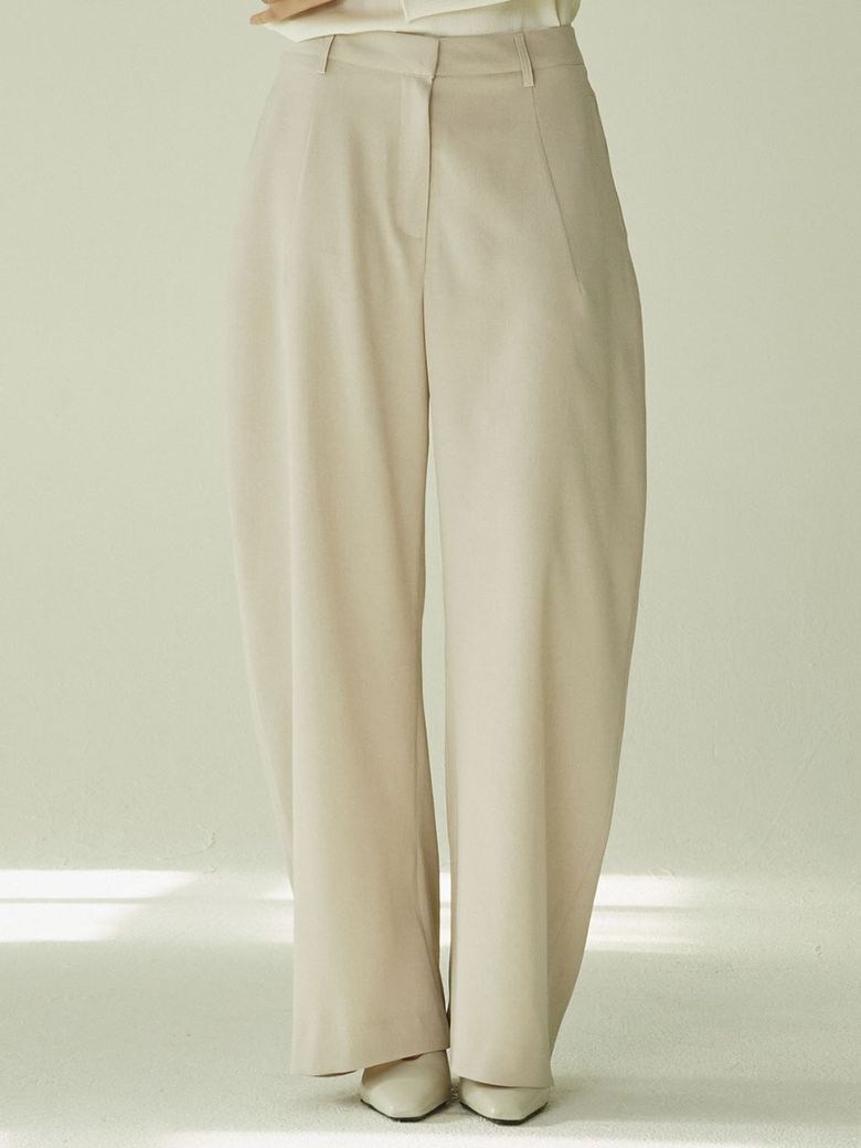 커브드 테일러링 팬츠 - 애쉬 베이지/ Curved Tailoring Pants - A.Beige