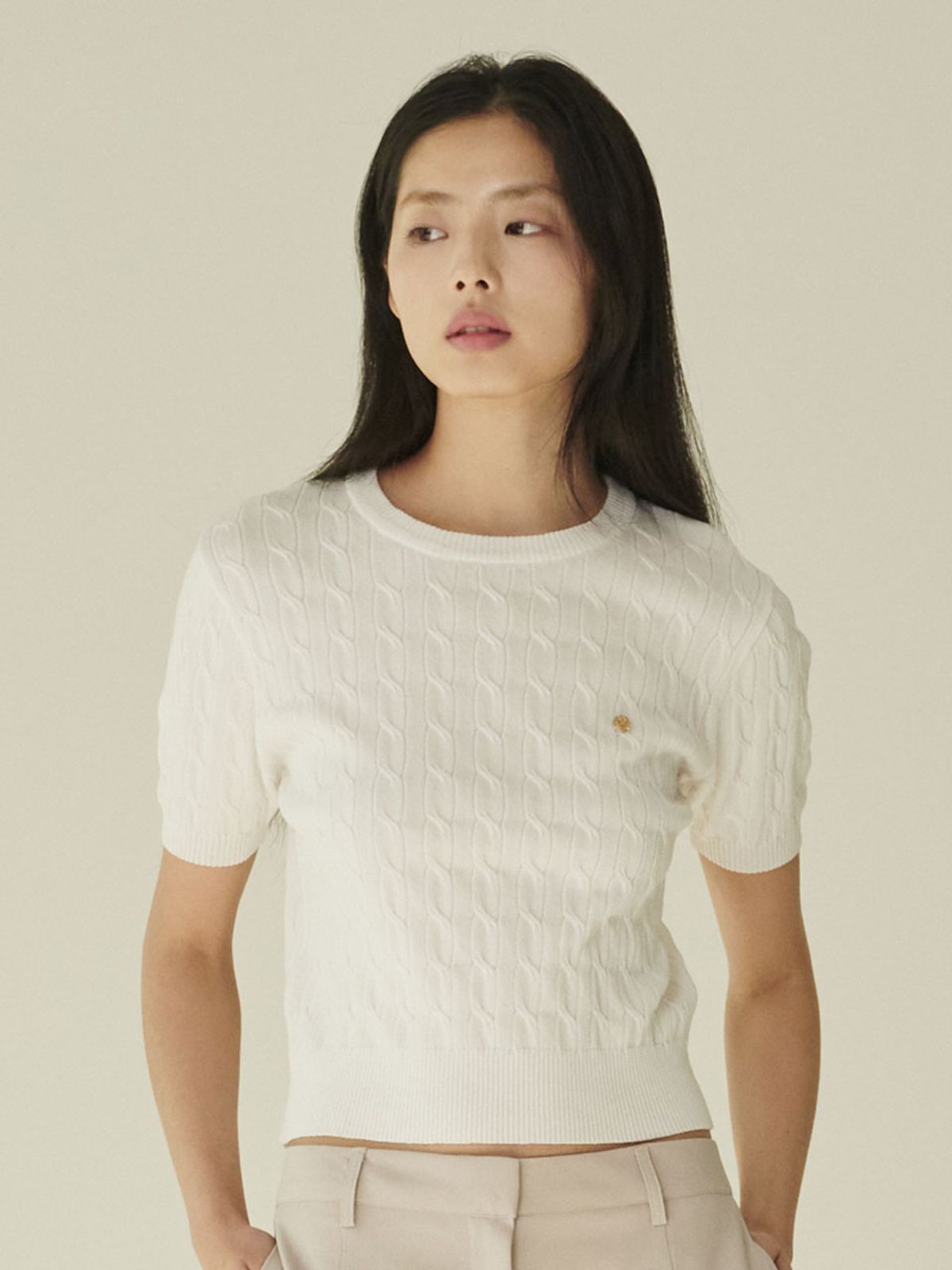 누브(NOUVE) 써머 케이블 라운드 니트 - 아이보리 / Summer Cable Round Knit - Ivory