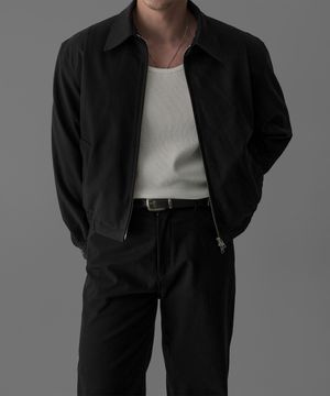 미니멀 플리츠 크롭 자켓 [블랙]