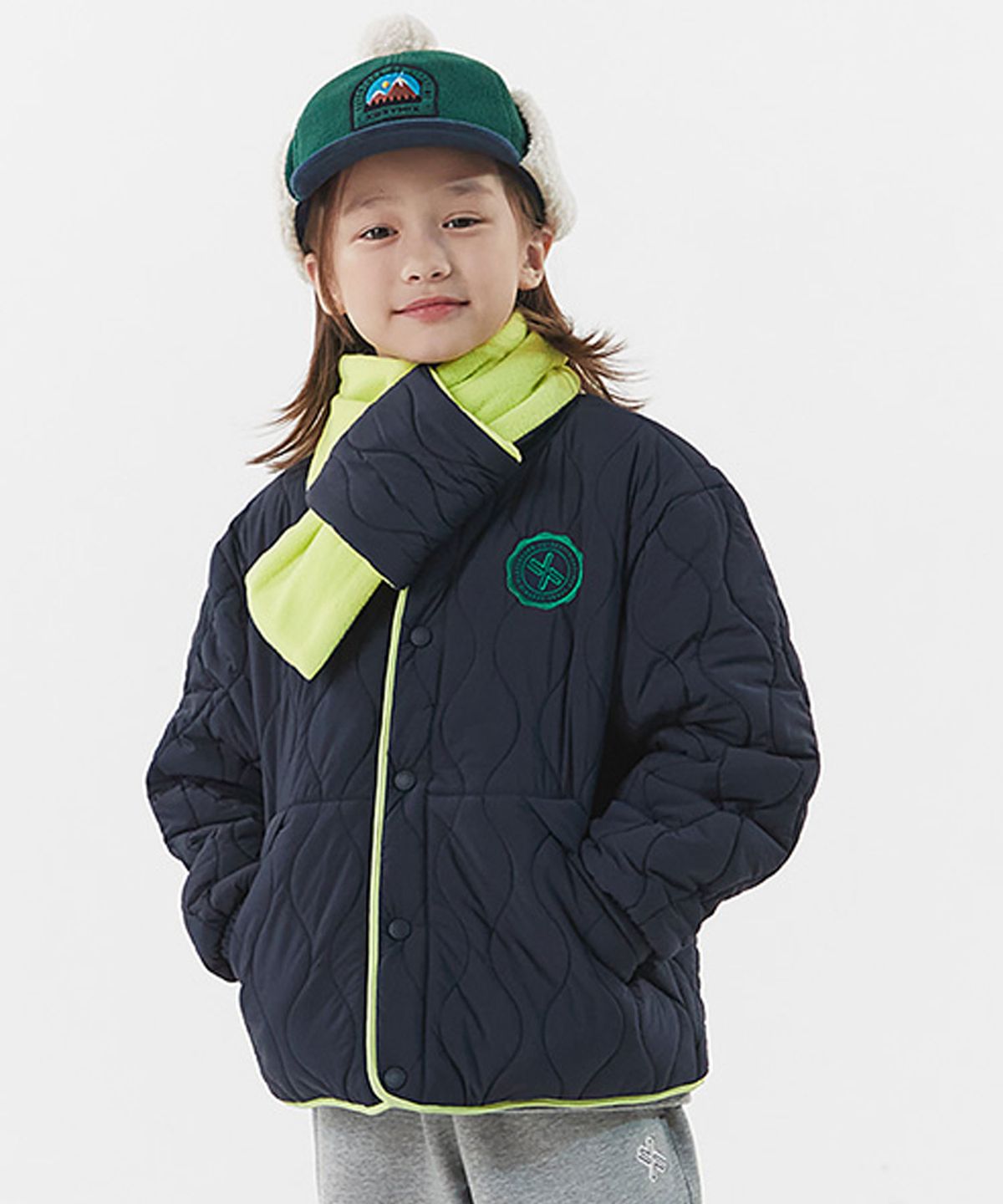 젝시믹스 키즈(XEXYMIX KIDS) 웨이브 퀼팅 목도리 점퍼 소울네이비 KA1003G