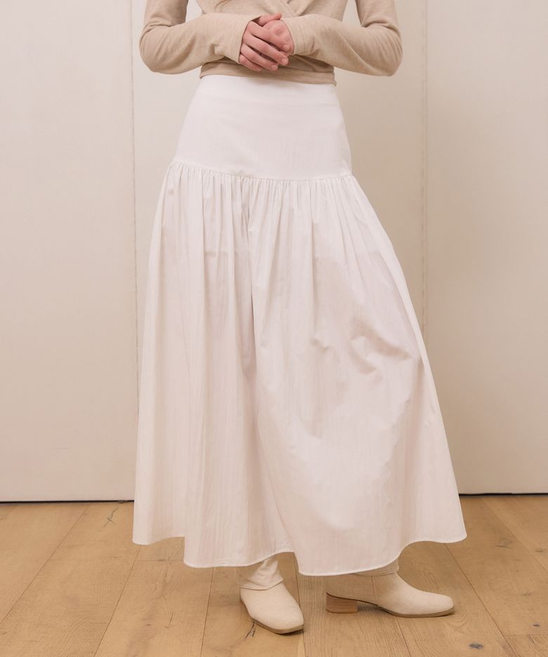 Drop waist shirring long skirt - white