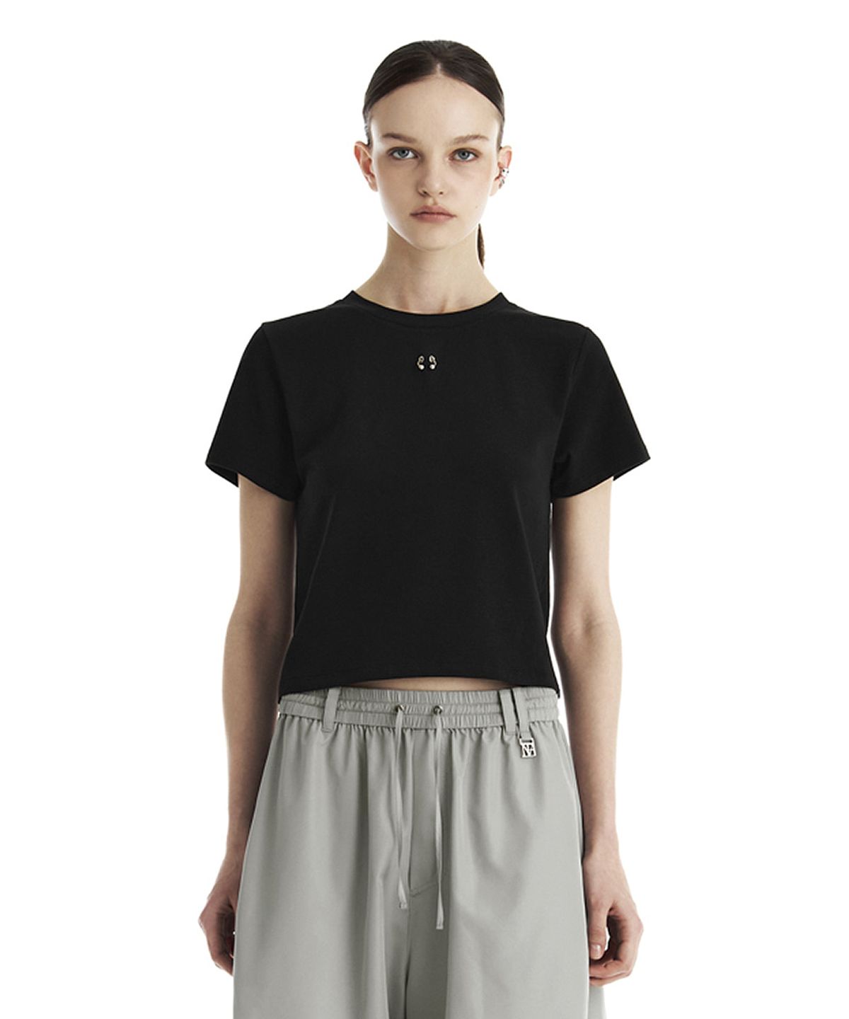 트리밍버드(TREEMINGBIRD) Piercing Slim-Fit T-Shirt [ Black ]