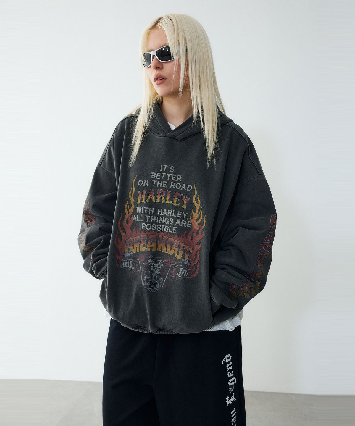 할리데이비슨 컬렉션스®(HARLEY-DAVIDSON COLLECTIONS®) [BV] 플레임 라이더 후디 챠콜_HH16109004