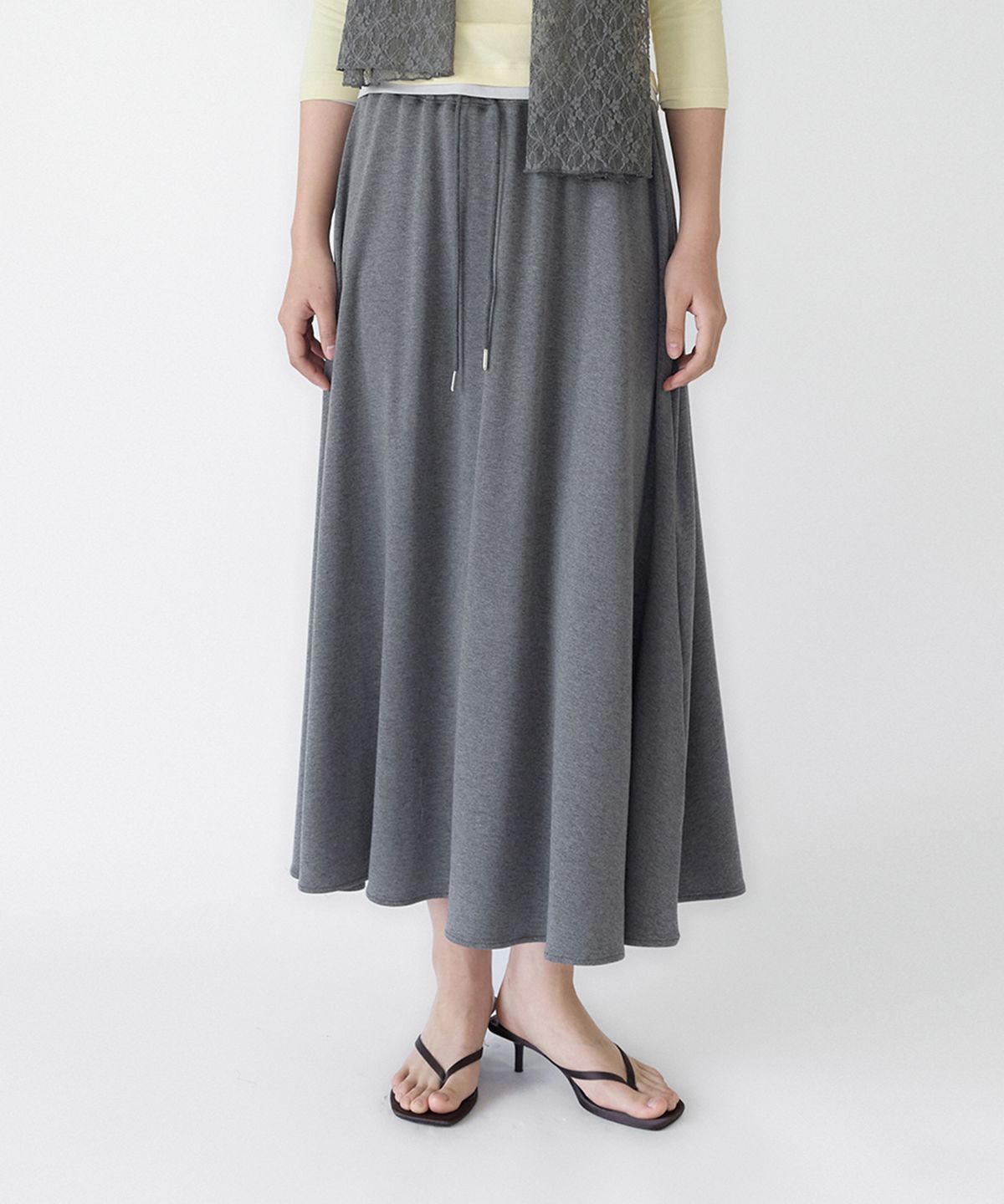 이보크에라(EVOKEERA) Jersey Drawstring Flare Long Skirt(Charcoal Gray)