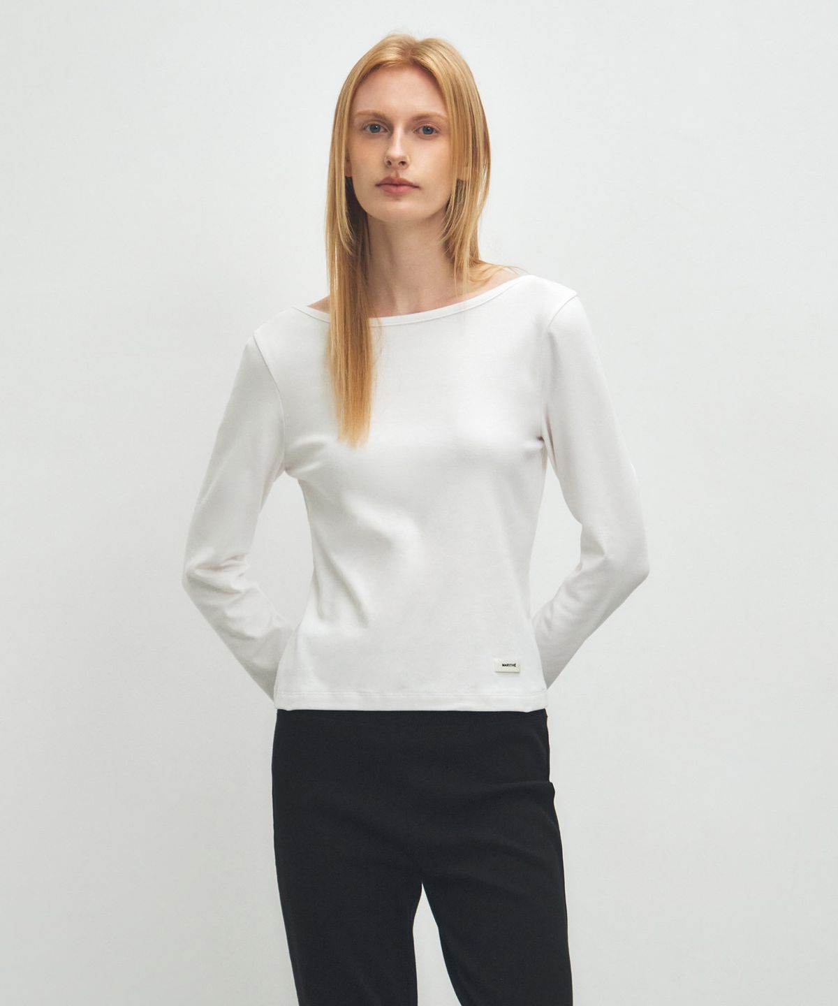 마리떼 프랑소와 저버(MARITHÉ + FRANҪOIS GIRBAUD) W BASIC SCOOP BACK LONG SLEEVE white