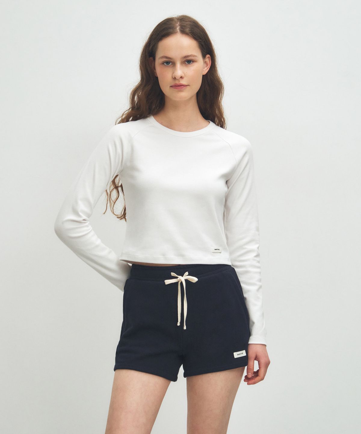 마리떼 프랑소와 저버(MARITHÉ + FRANҪOIS GIRBAUD) W BASIC CROP LONG SLEEVE white