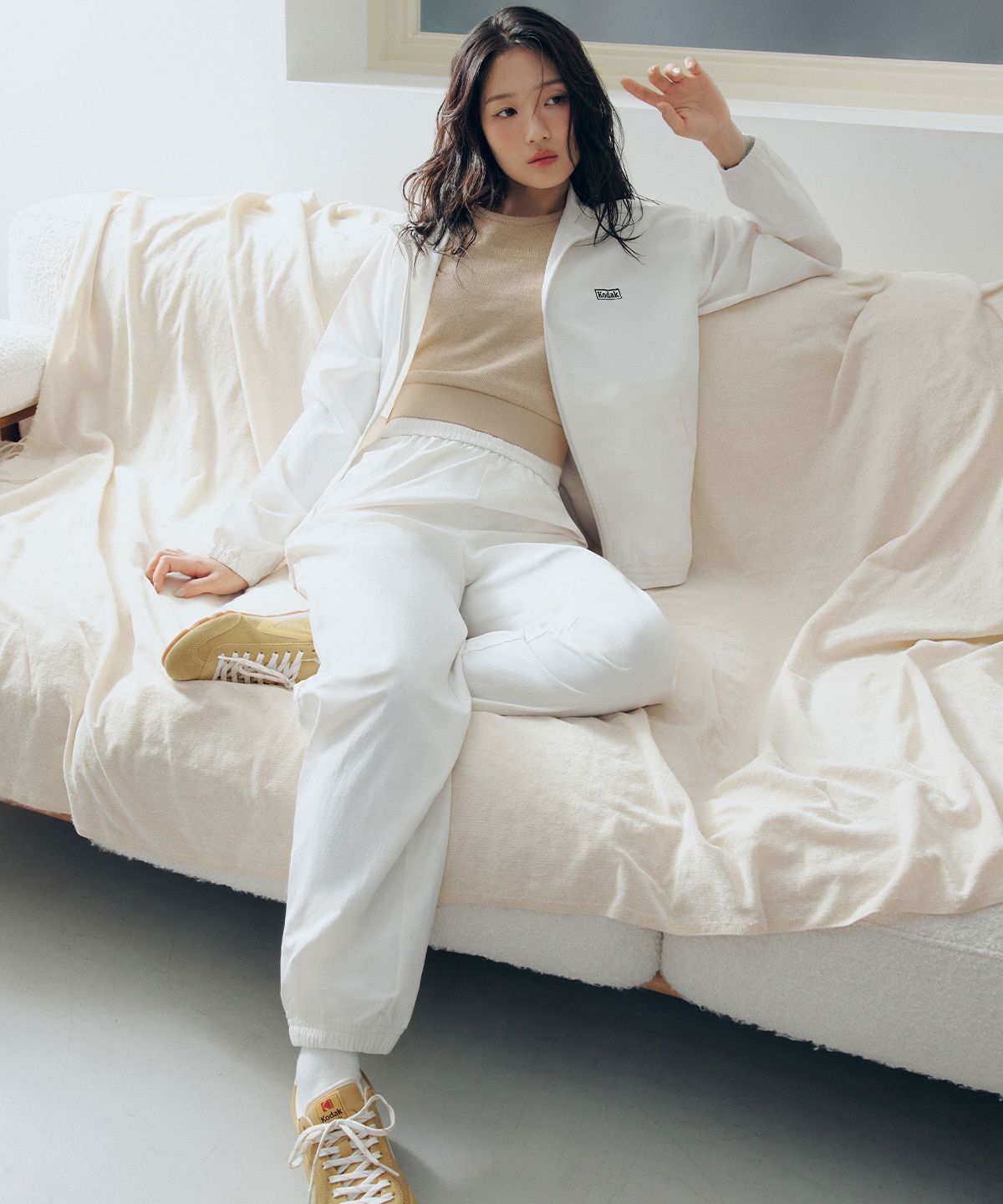 코닥(KODAK) 에센셜 레귤러 조거 팬츠 IVORY