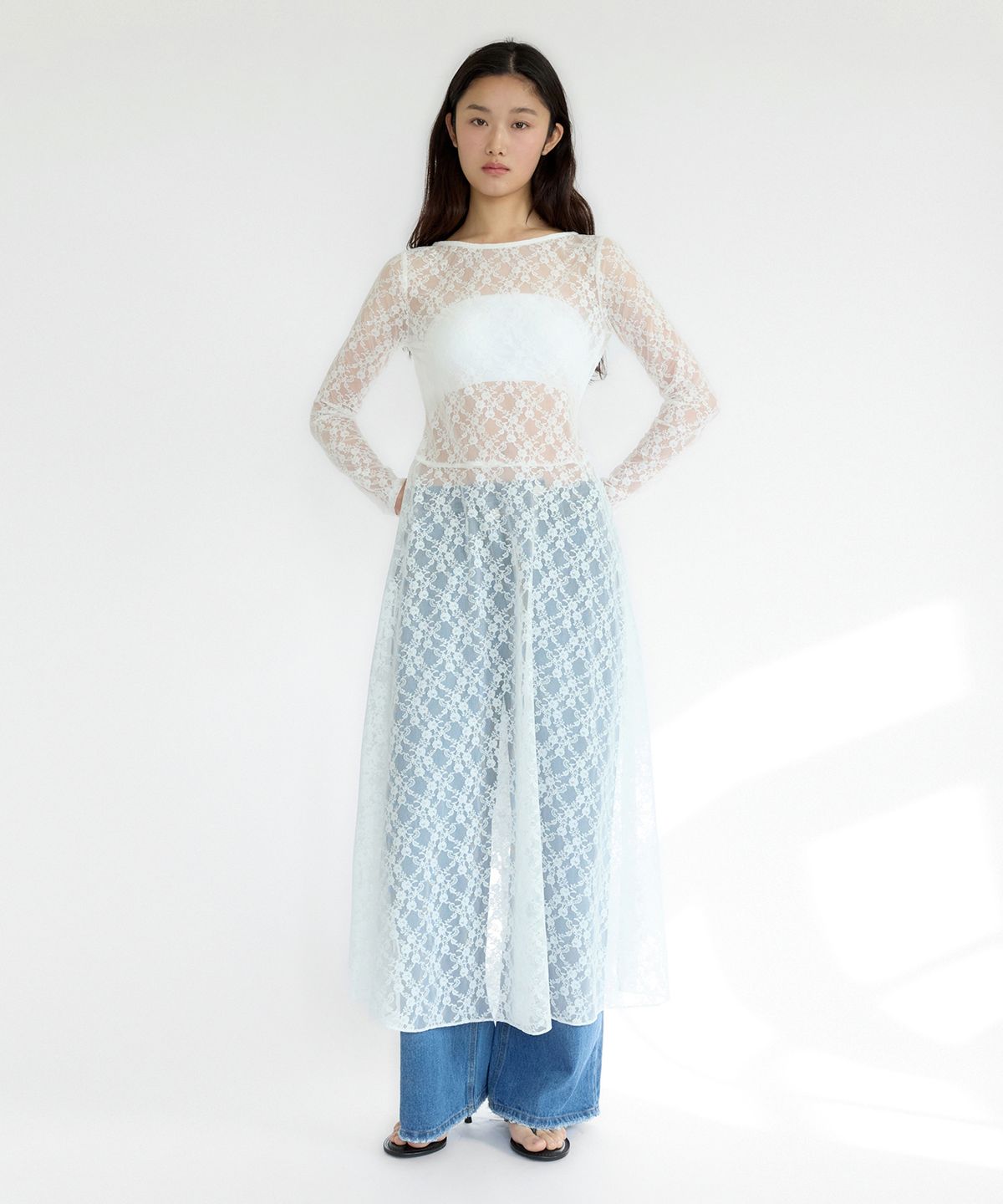 이보크에라(EVOKEERA) Lace Maxi Flare Dress(Cream White)