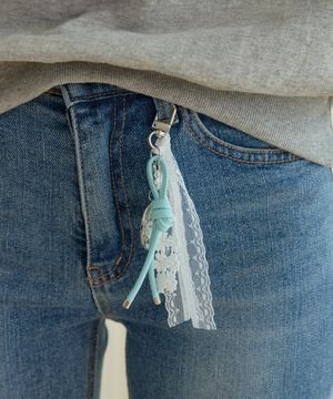 WHISPER KNOT KEYRING_SKY BLUE