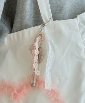 WHISPER KNOT KEYRING_PINK