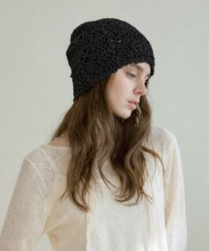 POSY CROCHET BEANIE_BLACK