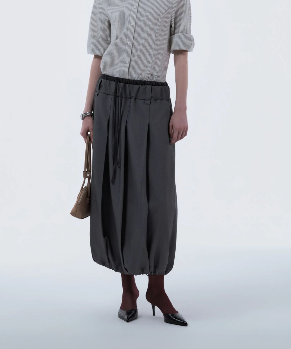 마우솔레움(MAU SOLEUM) Gingham Waistband Layered Balloon Pleated Skirt - Grey