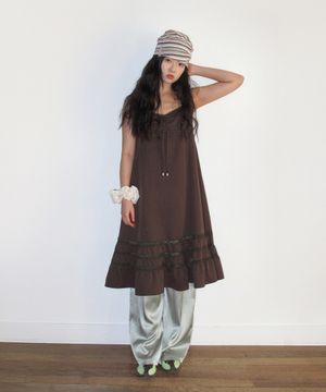 LACE SHIRRING DRESS BROWN