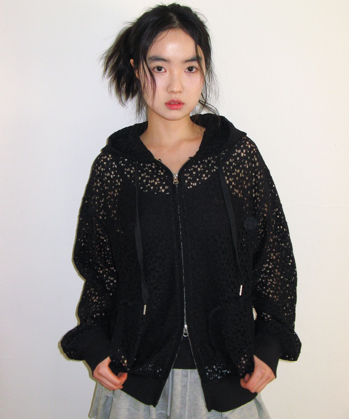 아메스 월드와이드(AMES-WORLDWIDE) LACE HOODIE ZIP-UP BLACK