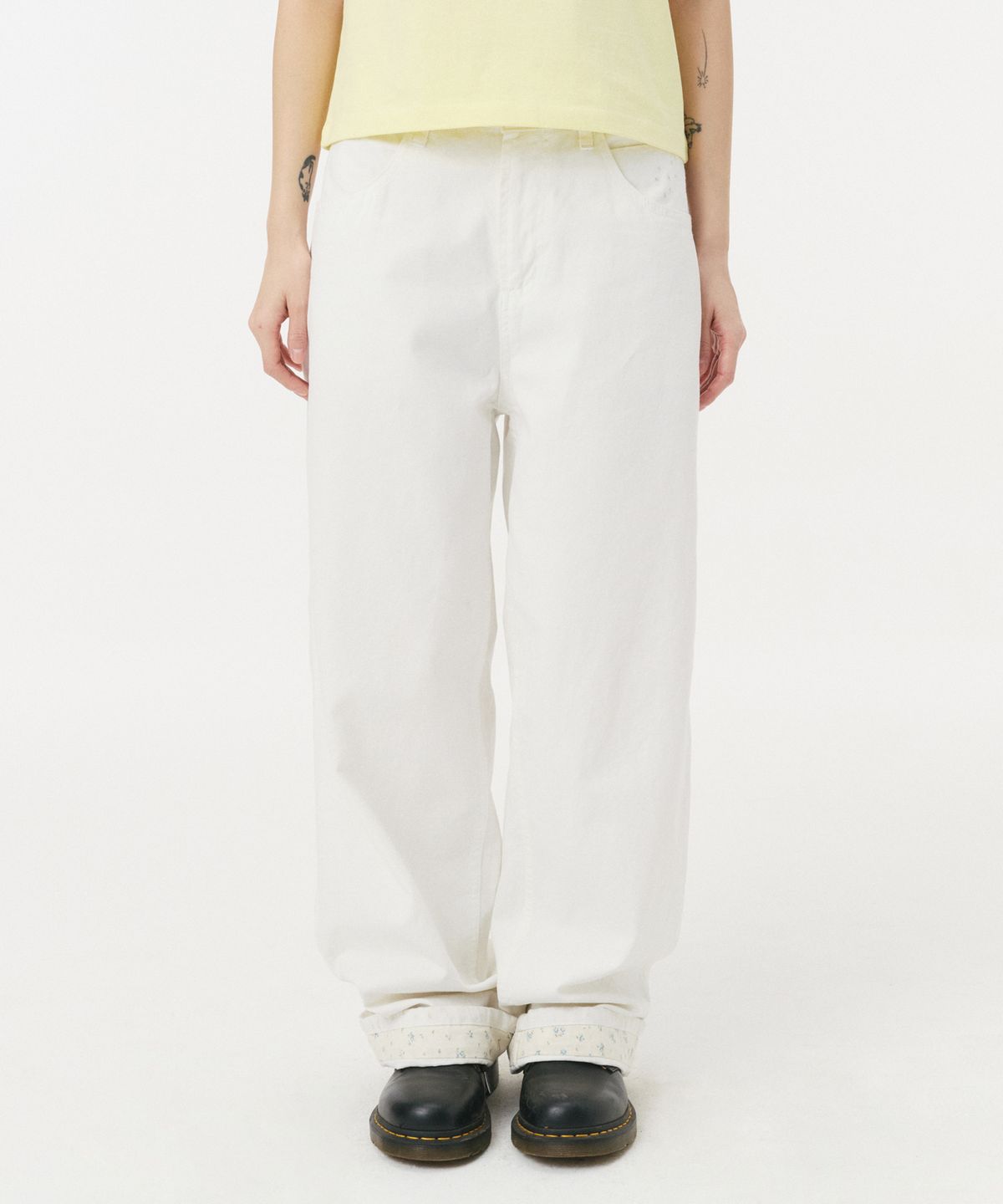 오헤시오(OHESHIO) FLORAL ROLL-UP COTTON PANTS, IVORY