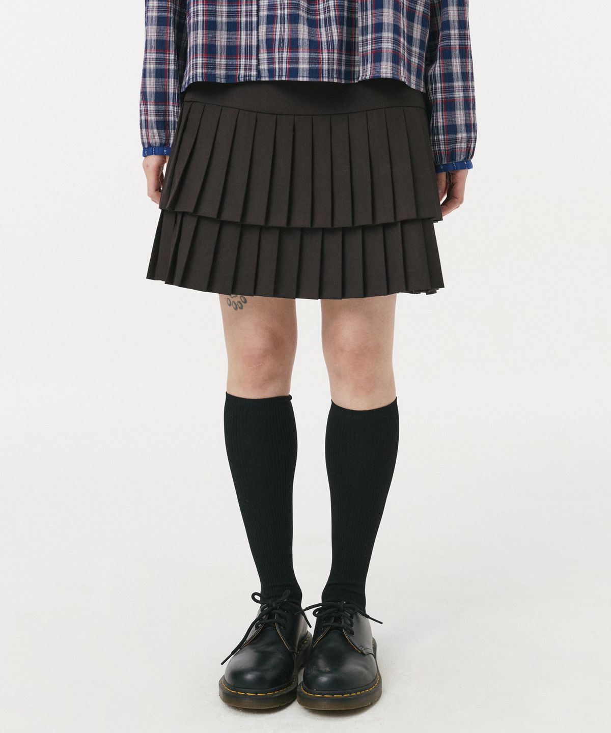 오헤시오(OHESHIO) SIDE BUTTON DOUBLE PLEATED MINI SKIRT, BROWN
