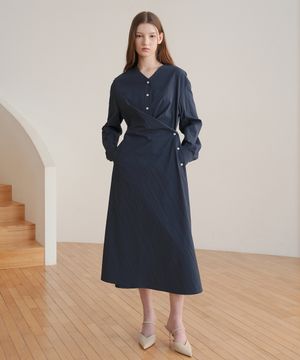 랩 버튼 드레스 / 네이비
