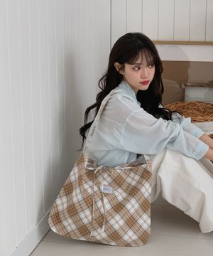 코지 체크 숄더백 _[버터 스카치]