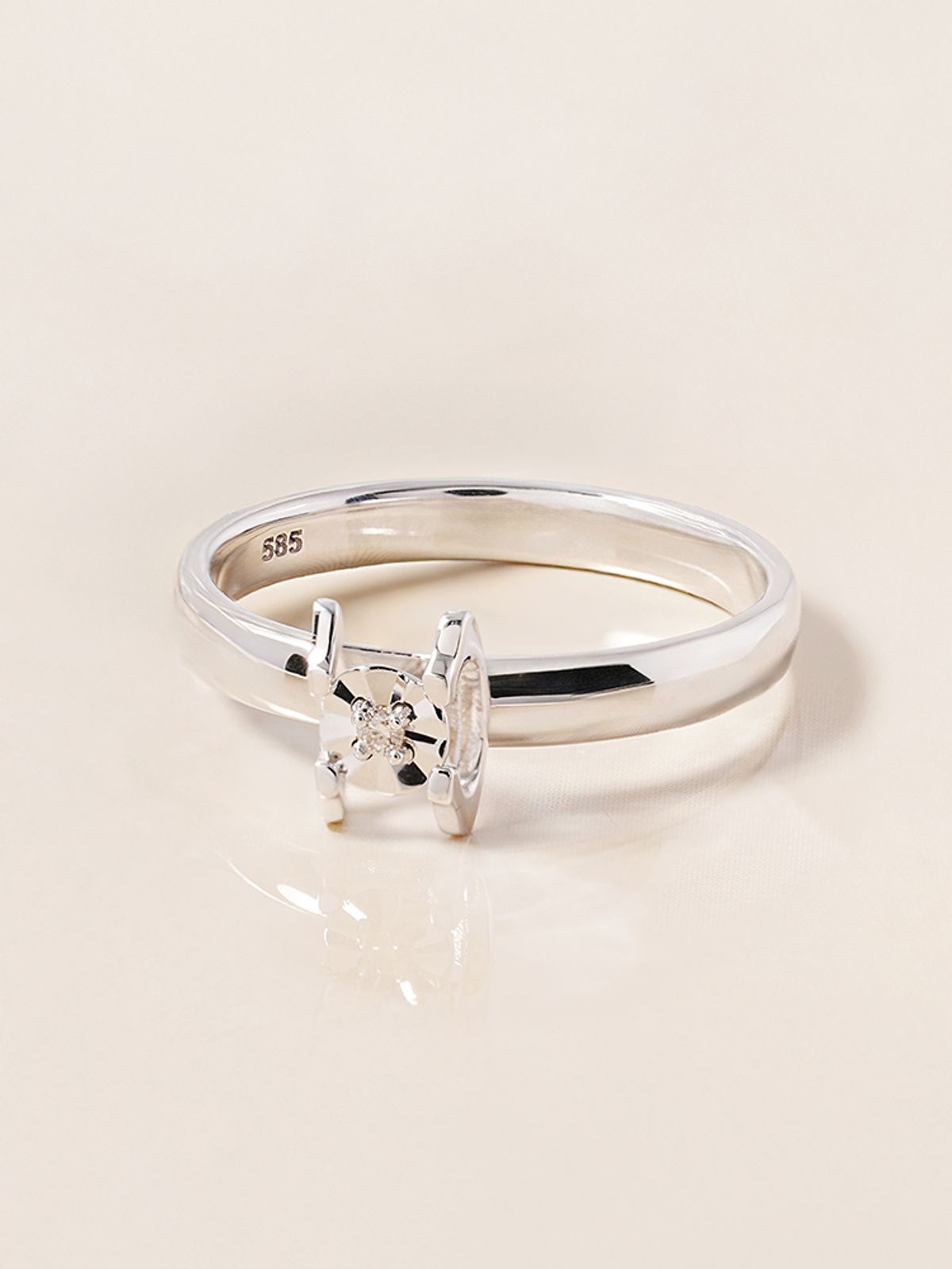 미니멀피어싱(MINIMALPIERCING) 14K 18K 플래티넘 프레임 다이아몬드 반지