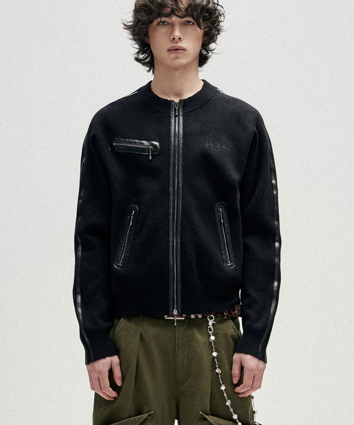 낫포너드(NOT4NERD) Distressed Side Trim Knit Zip Up - Black