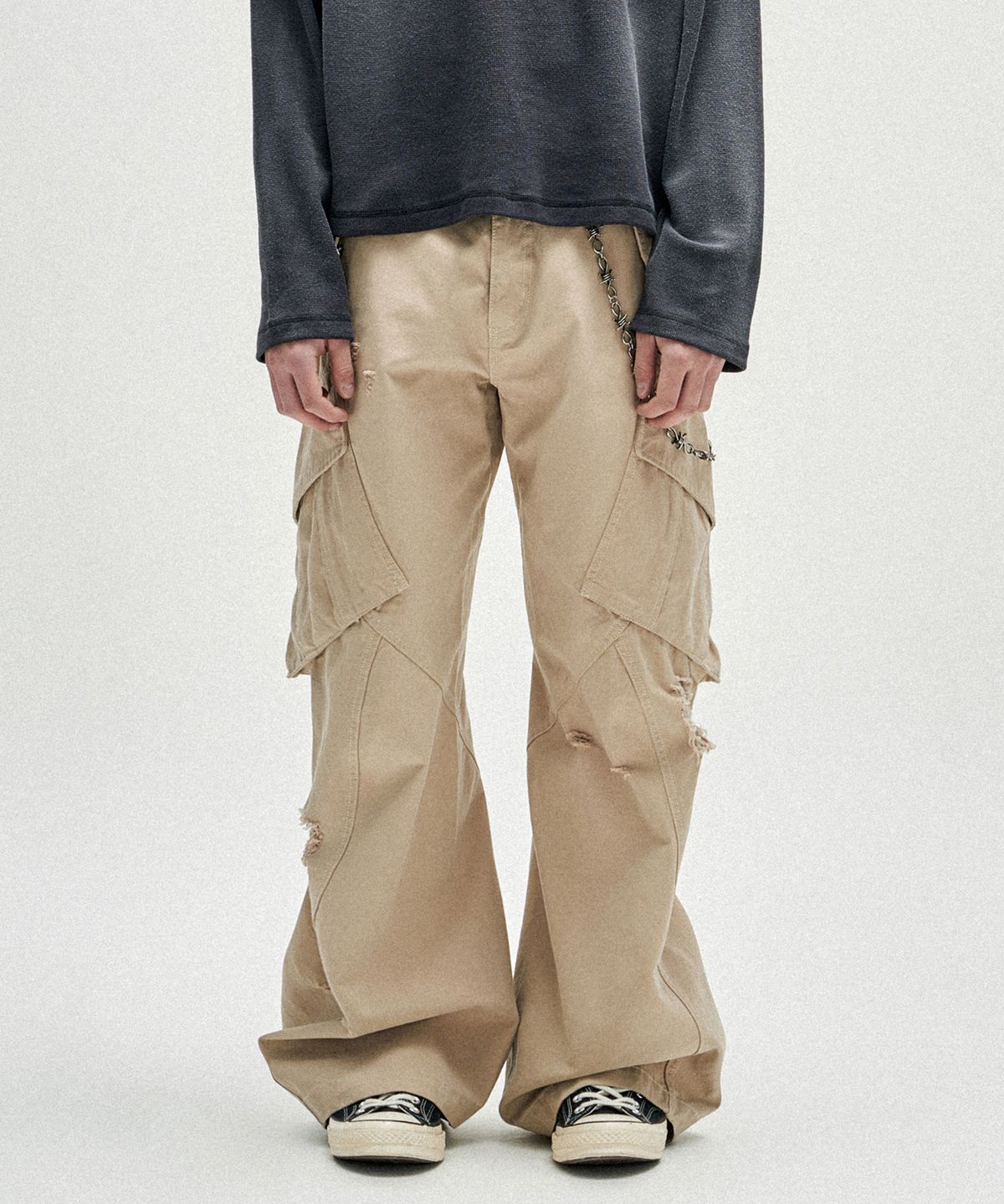 낫포너드(NOT4NERD) Distressed Incision Cargo Denim Pants - Beige